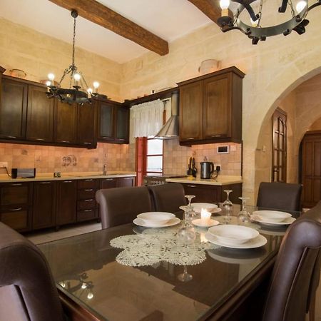 Valletta Grand Central 外观 照片