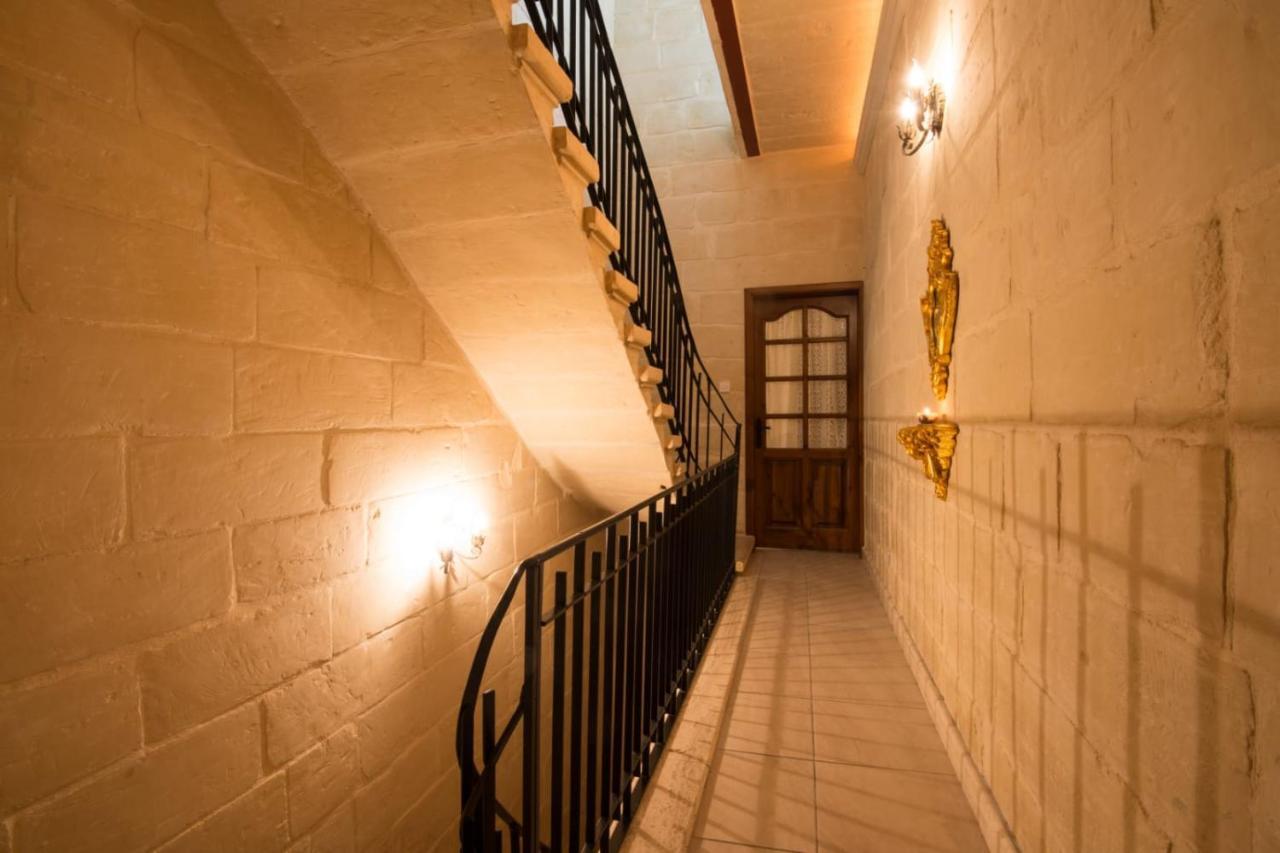 Valletta Grand Central 外观 照片